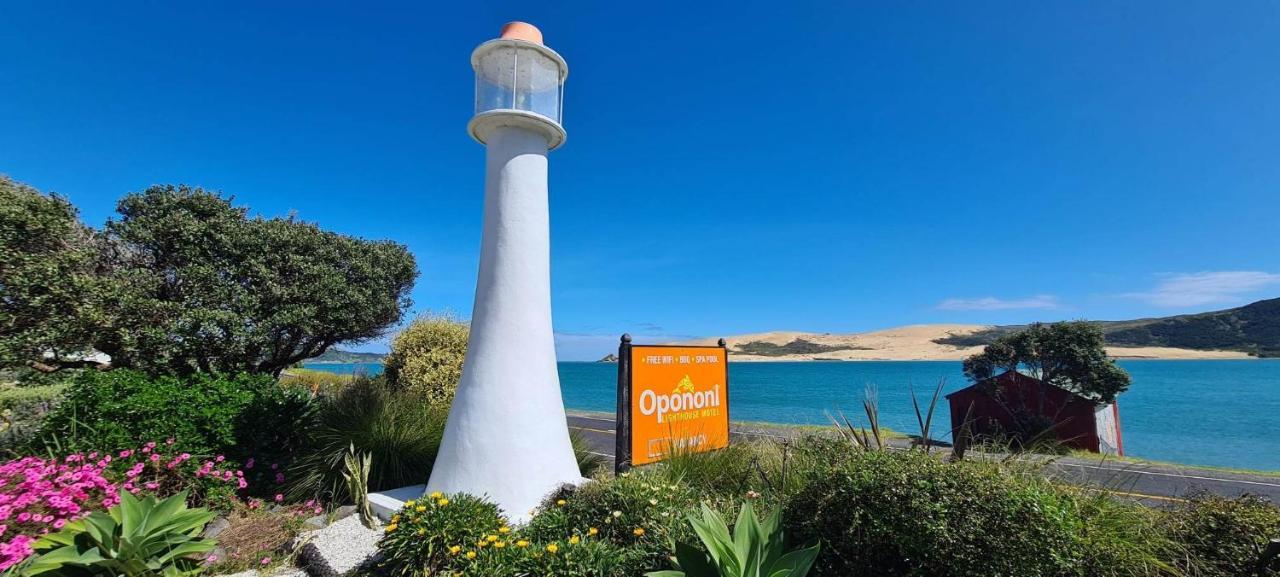 Opononi Lighthouse Motel Buitenkant foto