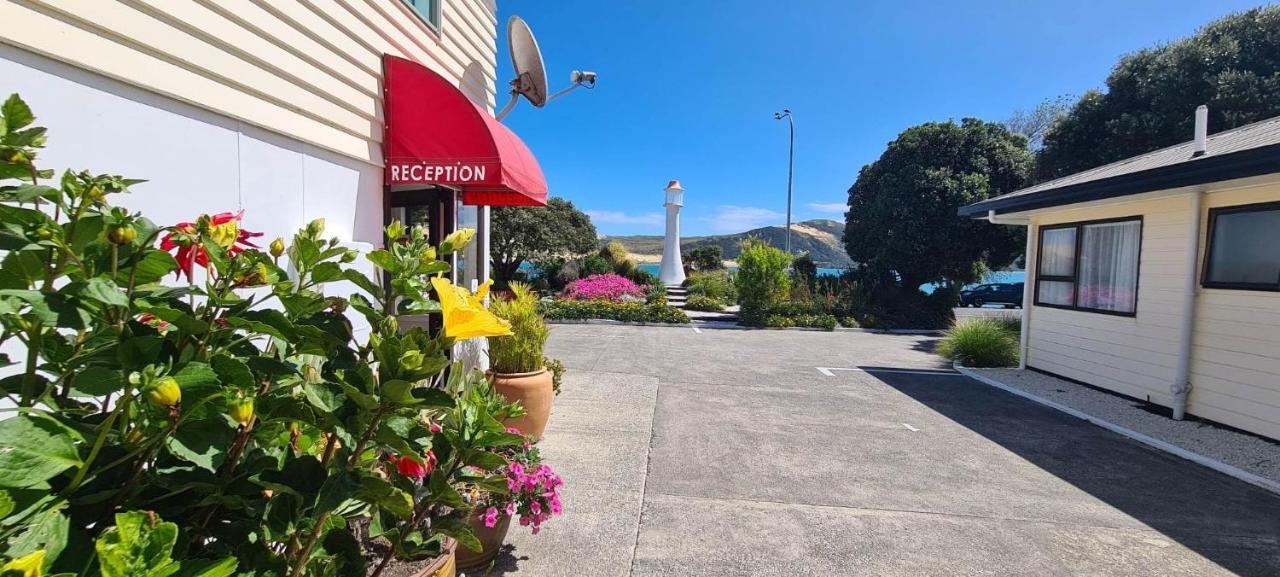 Opononi Lighthouse Motel Buitenkant foto
